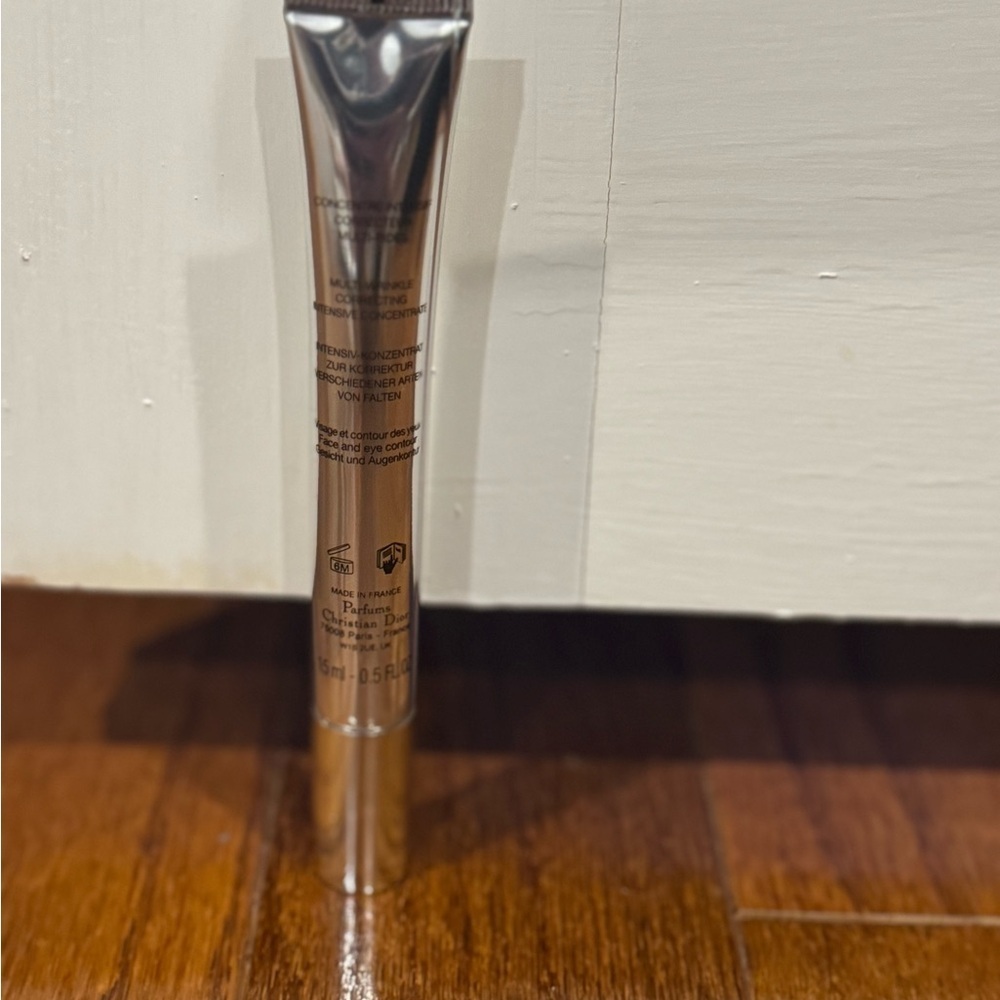 DIOR Capture Totale Hyalushot Wrinkle Corrector Hyaluronic Acid 0.5 oz 15ml NEW - Picture 5 of 6